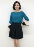 Color-Blocked Statement Sleeves TOP