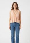 intricate scalloped lace peach top