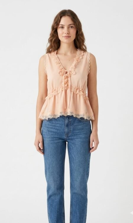 intricate scalloped lace peach top