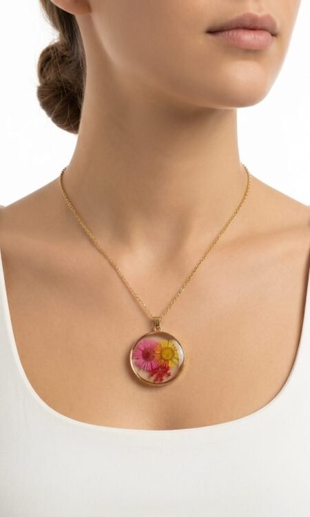 Premium Anti-Tarnish Pressed Real Flower Terrarium Pendant Necklace (Vibrant Daisy Bouquet)