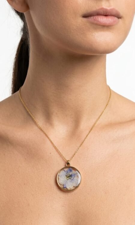 Premium Anti-Tarnish Pressed Real Flower Terrarium Pendant Necklace (Serene Periwinkle Bloom)