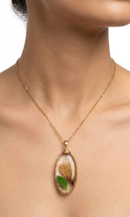 Premium Anti-Tarnish Pressed Real Leaf & Botanical Resin Pendant Necklace (Forest Green